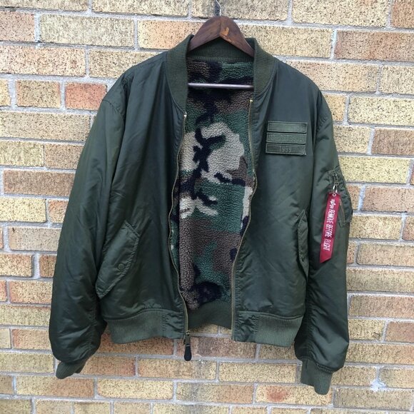 Alpha Industries MA-1 Reversible Sherpa Fleece Camo Jacket Large - Picture 6 of 15